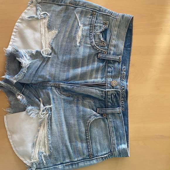 Vintage High Rise Festival Distressed Denim Shorts - Picture 4 of 5